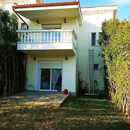 Frama Paradise House 尼尔斯吉尼